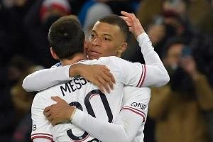 Mbappe schießt PSG zum Last-Minute-Sieg gegen Rennes