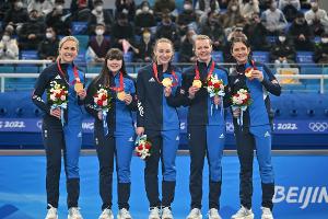 Britinnen gewinnen Curling-Gold