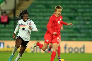 Zu spätes Aufbäumen: DFB-Frauen verlieren gegen Olympiasieger Kanada
