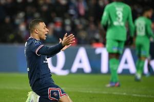 Mit "Ibra" gleichgezogen: Mbappe führt PSG zum Sieg