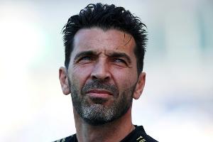 Oldie Buffon verlängert Vertrag vorzeitig