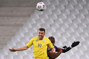 Eingebürgerter Fußballer schickt nach Flucht Großspende an Ukraine