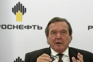 BVB entzieht Altkanzler Schröder die Ehrenmitgliedschaft