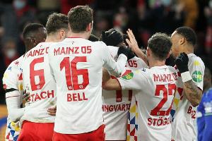 Corona-Ausbruch in Mainz: 19 Fälle vor BVB-Spiel