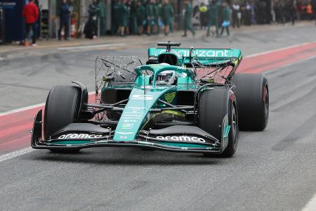 Sebastian Vettel - Aston Martin - Formel 1 - Test - Barcelona - 25. Februar 2022