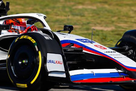 Haas VF-22 - Shakedown - Barcelona - 2022