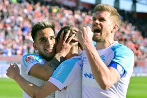 Aufstiegsrennen spitzt sich zu: Schalke und Club melden sich zurück