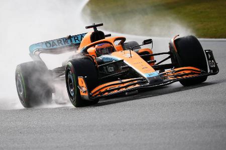 Gute Zeiten in Barcelona, mehrere Probleme in Bahrain: Daniel Ricciardo konnte aufgrund einer Corona-Infektion nicht testen, sodass Lando Norris alleine Kilometer sammeln musste. Dabei hatte der MCL36 wegen der Hitze mit Bremsproblemen zu kämpfen. Rennsimulationen waren kaum möglich. 'Der Test lief definitiv nicht nach Plan', erklärte Teamchef Andreas Seidl. Bis zum Saisonstart soll es weitere Upgrades geben.
