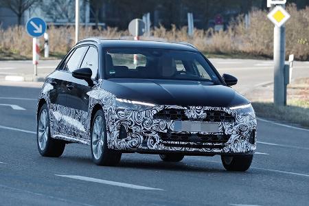 Erlkönig Audi A3 Allroad