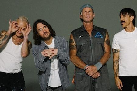 Red Hot Chili Peppers bekommen Stern auf dem Walk of Fame Red Hot Chili Peppers bekommen Stern auf dem Walk of Fame