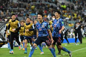 Japan und Saudi-Arabien lösen WM-Ticket