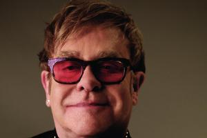 Sir Elton John: Kennen Sie diese Fakten über den Musikstar?