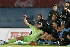 Ecuador und Uruguay fahren zur WM - Schützenhilfe von Brasilien