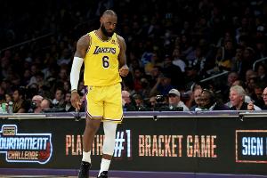 LeBron James "gewinnt" Goldene Himbeere für Space Jam 2