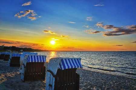 Die 15 schönsten Orte, um in Deutschland den Sonnenuntergang zu genießen Glowe