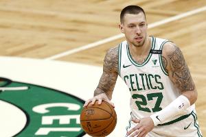 NBA: Deutsche Profis verlieren - Theis stark