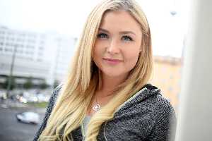Sophia Thiel begeistert ihre Fans mit Bikini-Bild