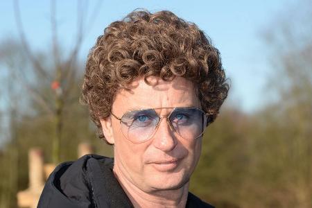 Atze Schröder bewältigt Familientragödie mit einer Therapie Atze Schröder bewältigt Familientragödie mit einer Therapie