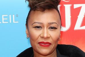 "Ich bin so glücklich": Emeli Sandé zeigt erstmals Frau an ihrer Seite