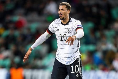 Kam wie schon gegen Israel zu einem Kurzeinsatz. Erarbeitete sich noch zwei gute Möglichkeiten (85., 88.), konnte das Spiel aber nicht mehr zugunsten der deutschen Mannschaft entscheiden. War dennoch ein belebender Faktor.