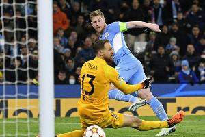 De Bruyne lässt City vom Halbfinale träumen