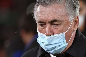 Real-Trainer Ancelotti reist nach negativem Test nach London