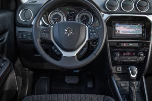 So fährt Suzukis erster Vollhybrid-SUV