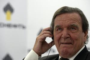 Ex-Kanzler Schröder nicht mehr Mitglied von Hannover 96