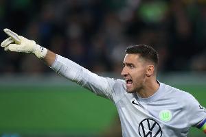Wolfsburg wieder mit Mannschaftskapitän Casteels im Tor