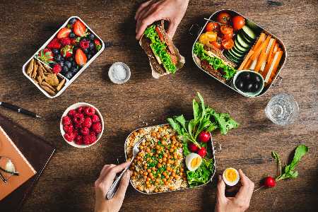 Das sind die besten Tipps gegen dünnes Haar und Haarausfall Ernährung Das sind die besten Tipps gegen dünnes Haar und Haarausfall Ernährung