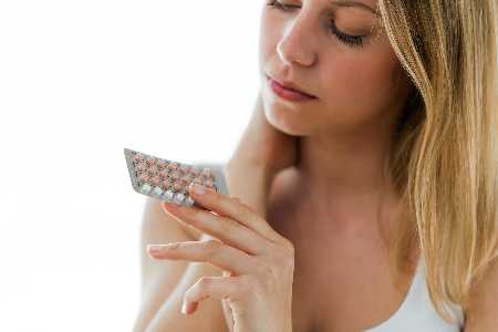 Das sind die besten Tipps gegen dünnes Haar und Haarausfall Pille