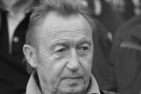DDR-Rekordtorschütze Streich verstorben DDR-Rekordtorschütze Streich verstorben