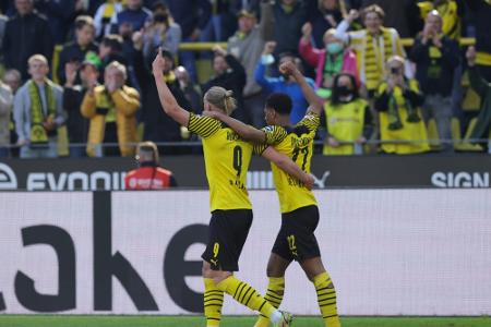 Wolfsburg überfordert: BVB feiert Schützenfest Wolfsburg überfordert: BVB feiert Schützenfest