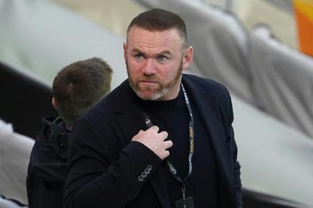Wayne Rooney mit Derby County abgestiegen Wayne Rooney mit Derby County abgestiegen