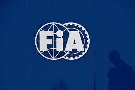 Hitlergruß auf dem Podium: FIA-Untersuchung gegen russischen Kart-Fahrer Hitlergruß auf dem Podium: FIA-Untersuchung gegen russischen Kart-Fahrer