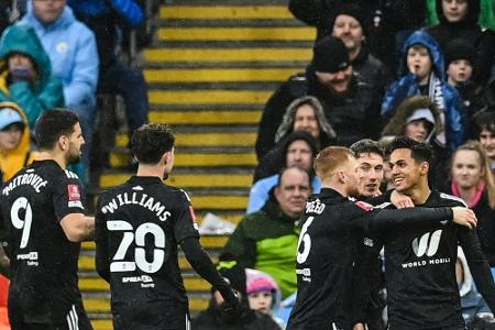 Fulham kehrt in die Premier League zurück Fulham kehrt in die Premier League zurück