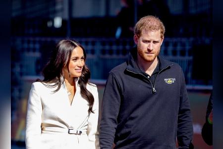 Nächstes Eklat-Interview? Prinz Harry sorgt sich um Umfeld der Queen Nächstes Eklat-Interview? Prinz Harry sorgt sich um Umfeld der Queen