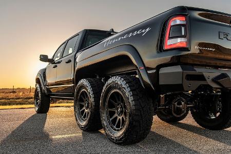 Hennessey Mammoth 1000 6x6 auf Basis Ram 1500 TRX