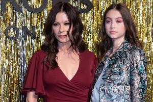 So süß gratuliert Catherine Zeta-Jones ihrer "schönen Tochter" Carys