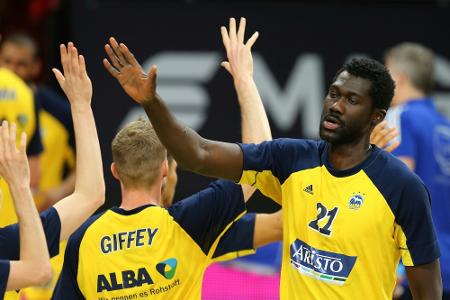 Keine Probleme mit Bamberg: Meister Alba rückt an Bonn heran Keine Probleme mit Bamberg: Meister Alba rückt an Bonn heran