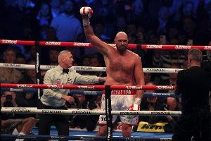 Box-Weltmeister Fury besiegt Whyte