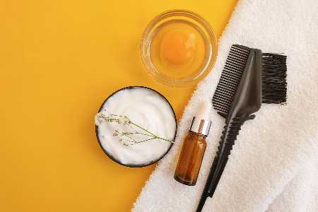 Spitzenschneiden, Waschfrequenz, graue Haare Die größten Irrtümer über Haare Haarkur