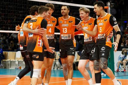 Volleyball: Berlin feiert Volleyball: Berlin feiert