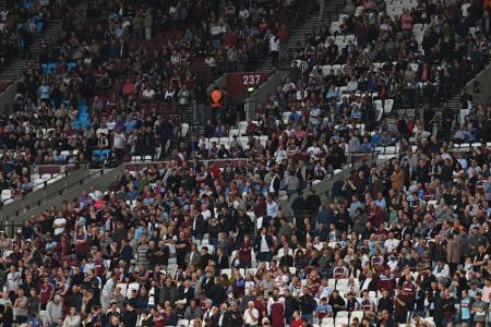 ARD-Reporter bei Frankfurt-Spiel in London attackiert