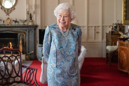 Anlässlich ihres Thronjubiläums: Wird die Queen auf Balkon erscheinen? Anlässlich ihres Thronjubiläums: Wird die Queen auf Balkon erscheinen?