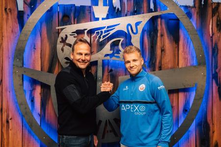 Rostock verlängert mit Mittelfeldspieler Rhein Rostock verlängert mit Mittelfeldspieler Rhein