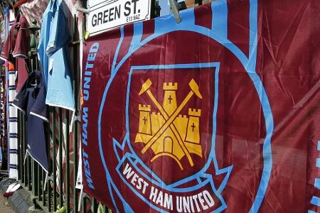 Vor Halbfinal-Rückspiel: West-Ham-Fans in Frankfurter Pub angegriffen Vor Halbfinal-Rückspiel: West-Ham-Fans in Frankfurter Pub angegriffen