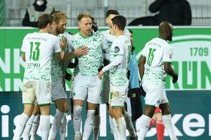 Fürth bindet Asta und Tillman
