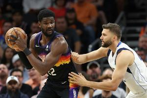Klatsche in Spiel zwei: Dallas gerät unter Druck