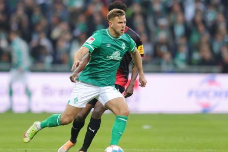 Aufstieg vor Augen: Werder siegt in Aue Aufstieg vor Augen: Werder siegt in Aue